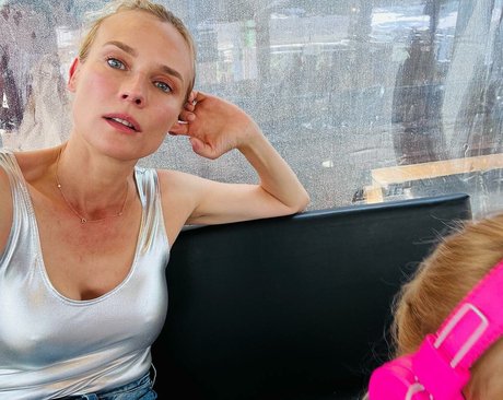 Diane Kruger high quality star archive