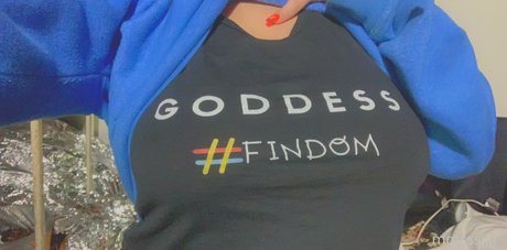 staywildraw actress img