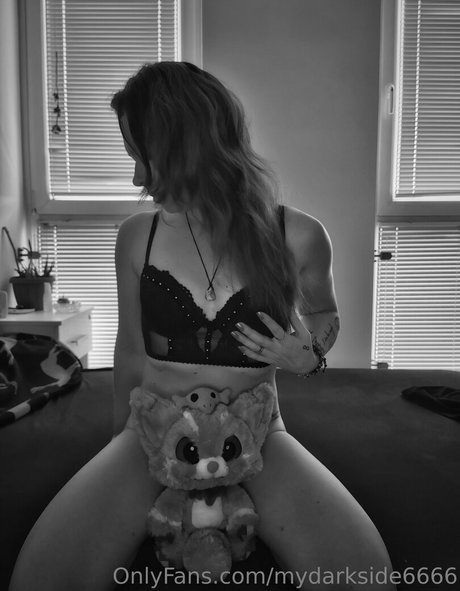 mydarkside6666 model naked pictures