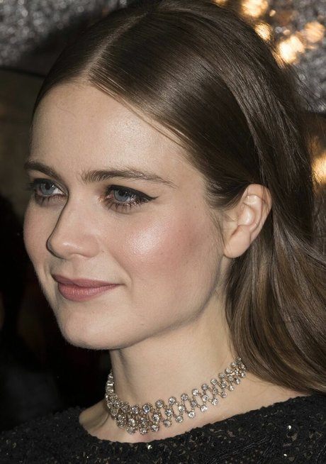 Hera Hilmar pornstar erotic gallery