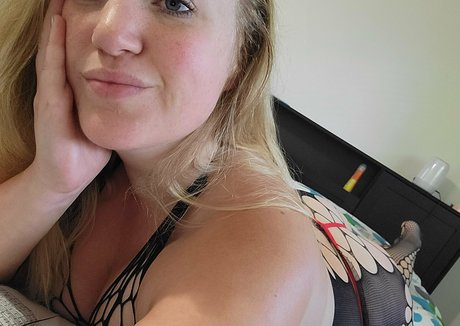 chesticles fab model erotic img