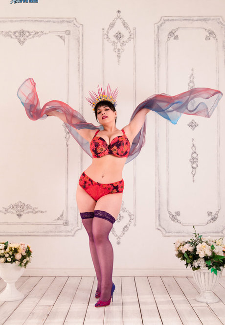 Aili Winter xxx model pic