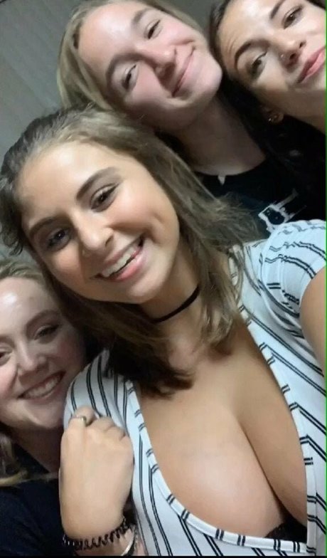 Caroline Casbon nice star image