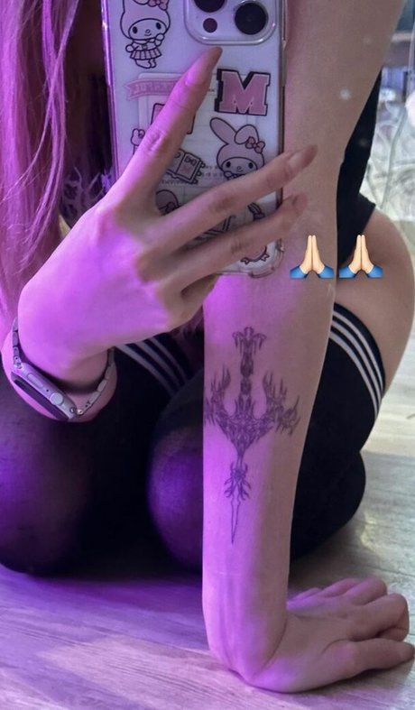 satanmate sex model img