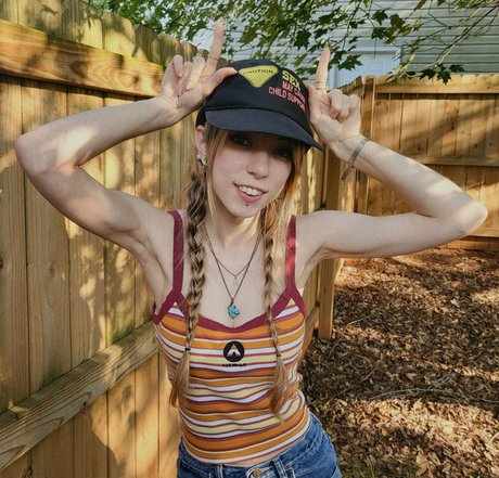 crybunniefree star nude img