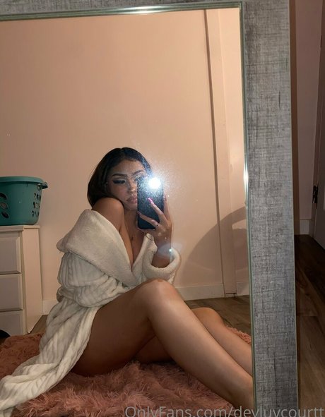 deyluvcourtt porn model photos