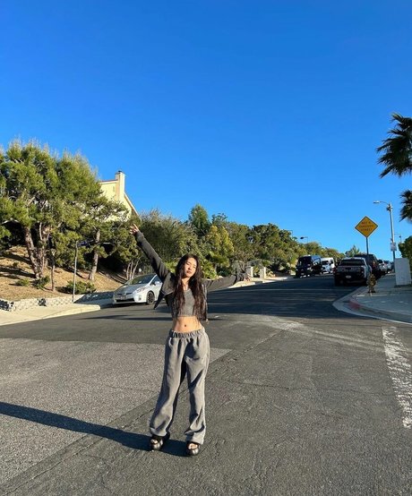 tiny pretty j model pornographic pictures