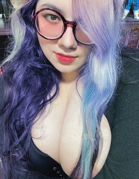 akn k0 erotic actress img