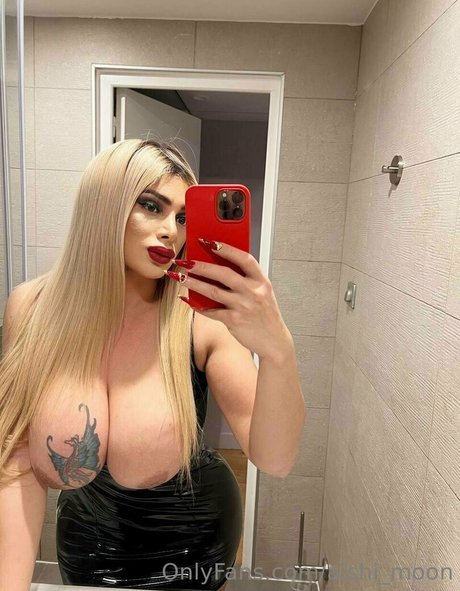 aishi moon pornstar nude gallery