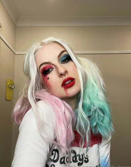 Rhyleep best actress pic