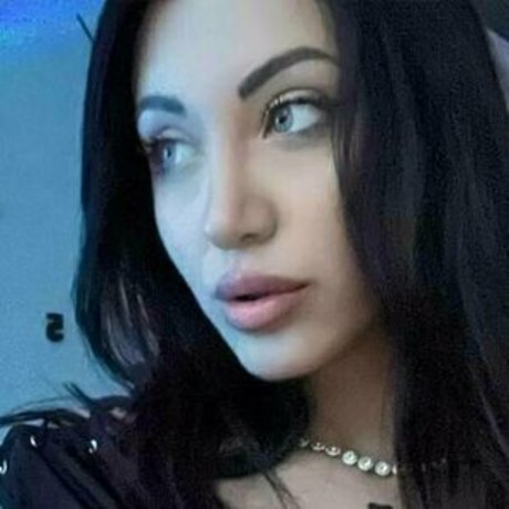 Brokenmirror__ pornstar exclusive image