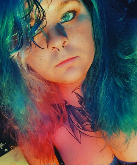 battybitxxfree model pretty img