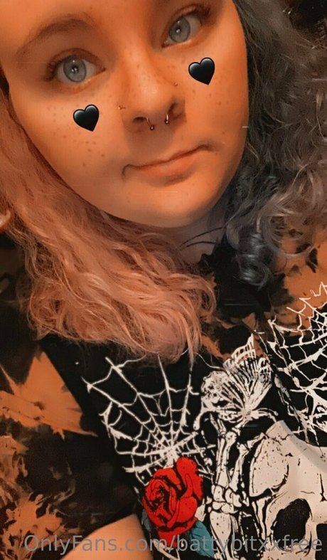 battybitxxfree nudes star images