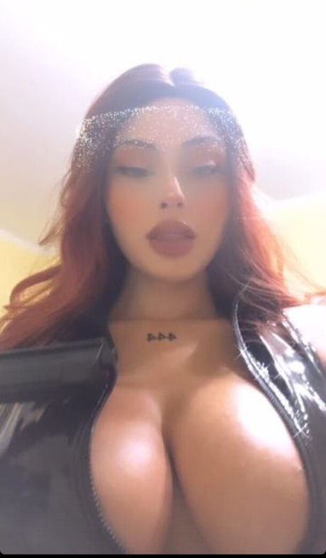 Paaaubg nudes star photo