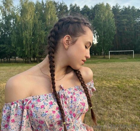 your lavinia pretty pornstar pics