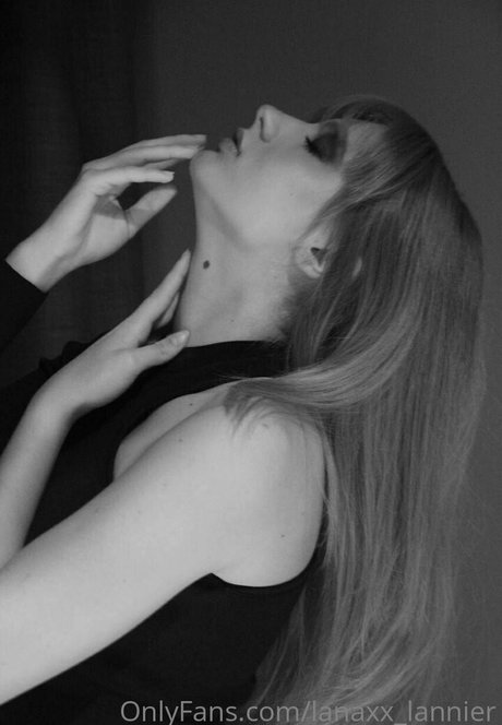 emmy almyy nude star gallery