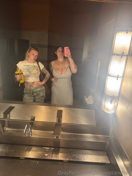 jadynnstonefree hot pornstar photo