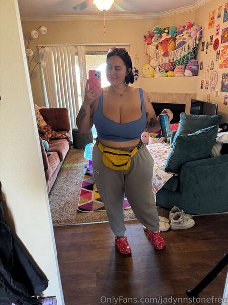 jadynnstonefree naked actress gallery