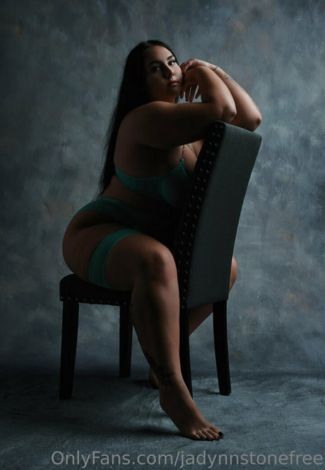 jadynnstonefree erotic star image