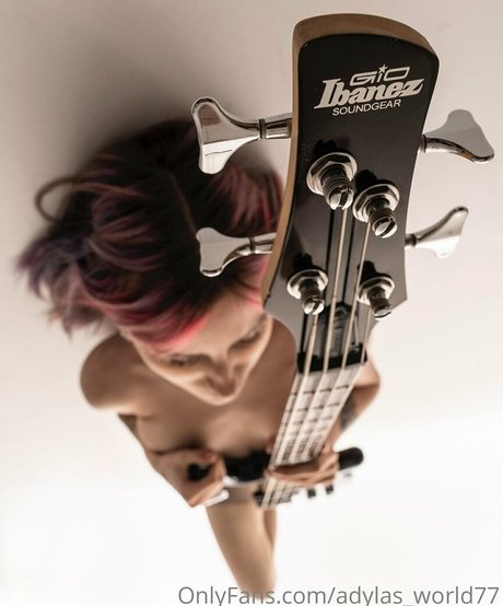 adylasworld model erotic image