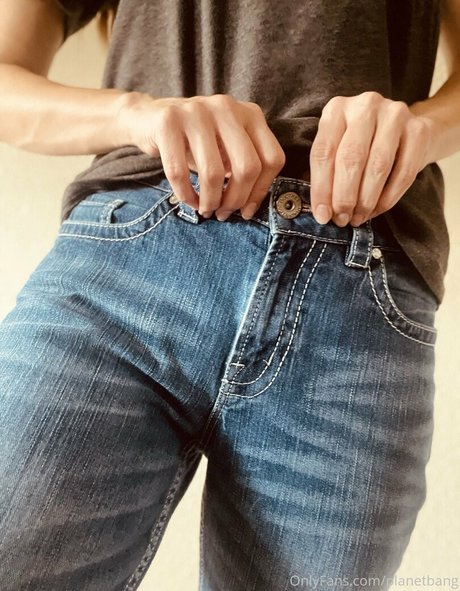 planetbang model nude pics