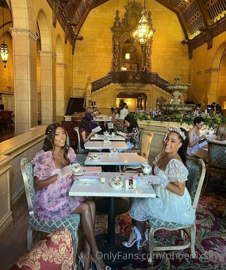 hottest milf onlyfans pornos pictures