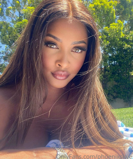 phoenixskye top model gallery