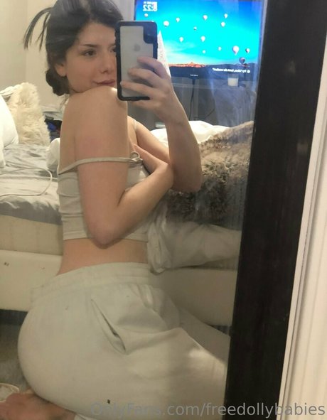 freedollybabies nudes model pic