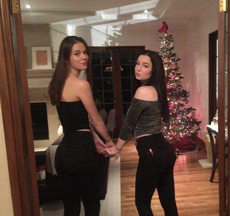 Lizzydm star sexy img