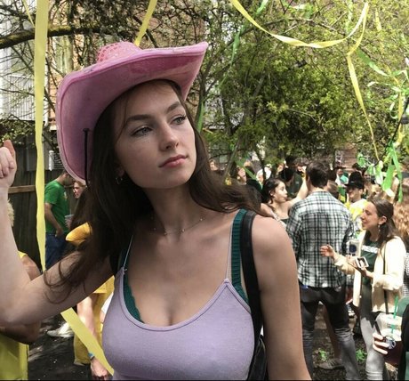 Lizzydm porn actress galleries