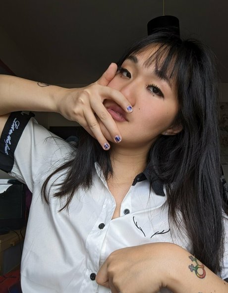 oomfiekat pornstar photo