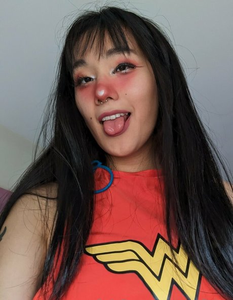 oomfiekat pornstar hd gallery