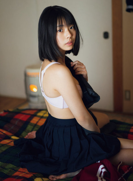 Kikuchi Hina pornstar nude photos