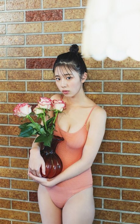 Kikuchi Hina pornstar pretty photos