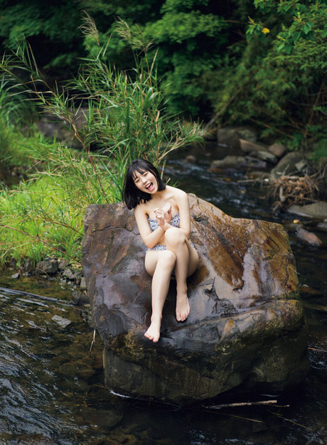 Kikuchi Hina porn actress pics