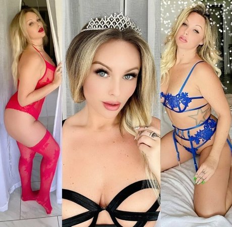 ladyknox model adult photos