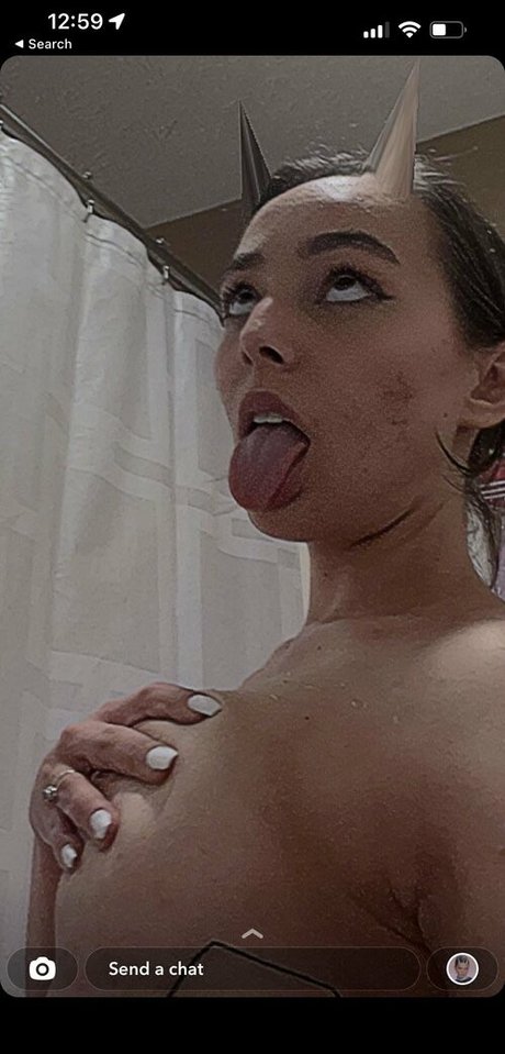 elenasainte erotic model photo