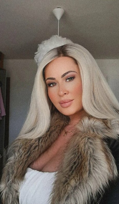 miss lia promos nude actress photo