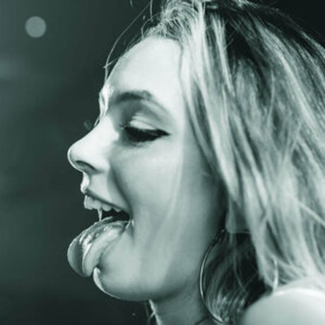 Calistah model adult gallery