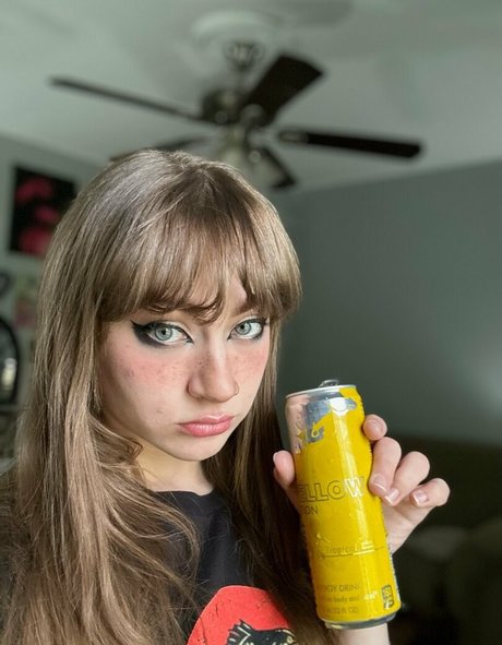 cutiekali model beautiful pic