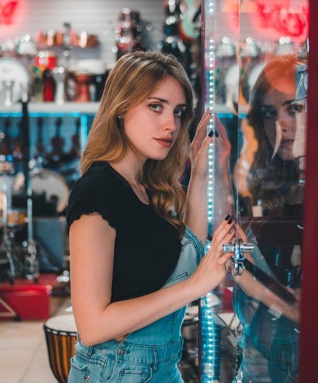 Magui Ansuz high quality actress gallery