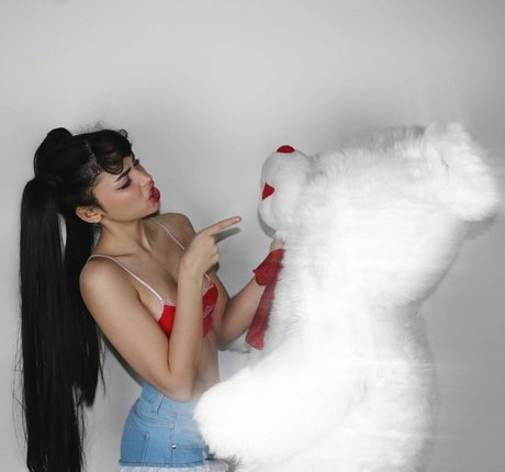 Ashleyrqe free model pic