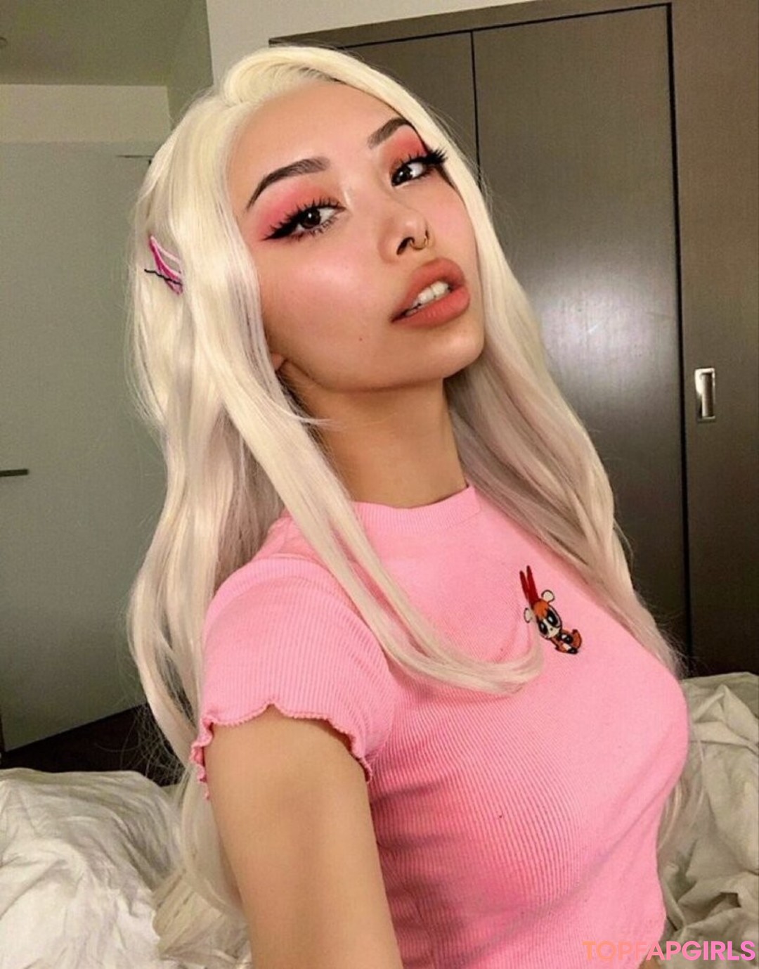 Ikari beautiful model image