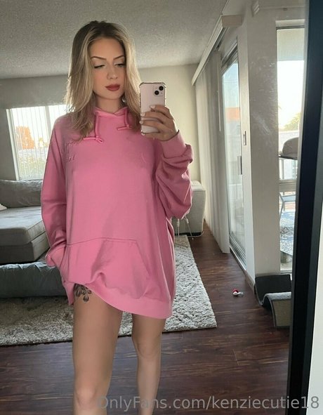 kenziecutie18 nude actress picture