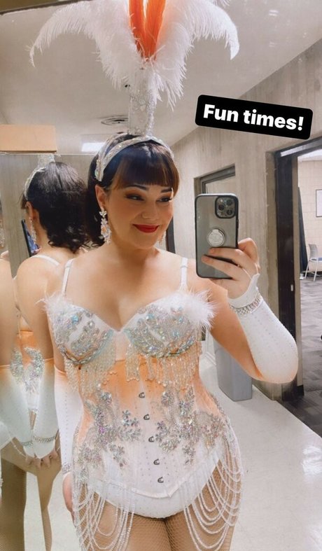 Maggie Renee pornstar pretty img