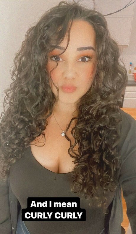 Maggie Renee erotic star pics