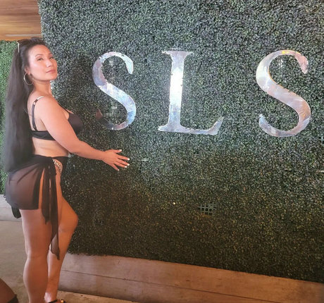 Tina Khm erotic actress image