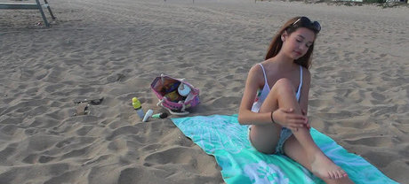 Amanda Steele art star archive