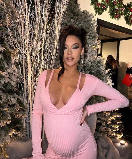 Amanda Steele xxx pornstar images