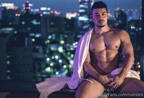 runssm model nude img